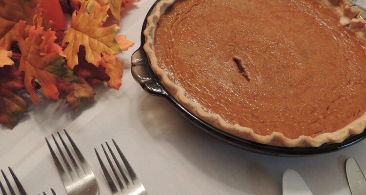 Thanksgiving Desserts pumpkin pie
